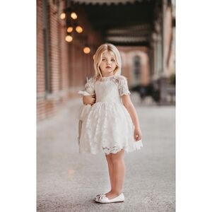 NWT Only Little Once Evangeline Lacey Vintage Length Flower Girl Dress Size 10